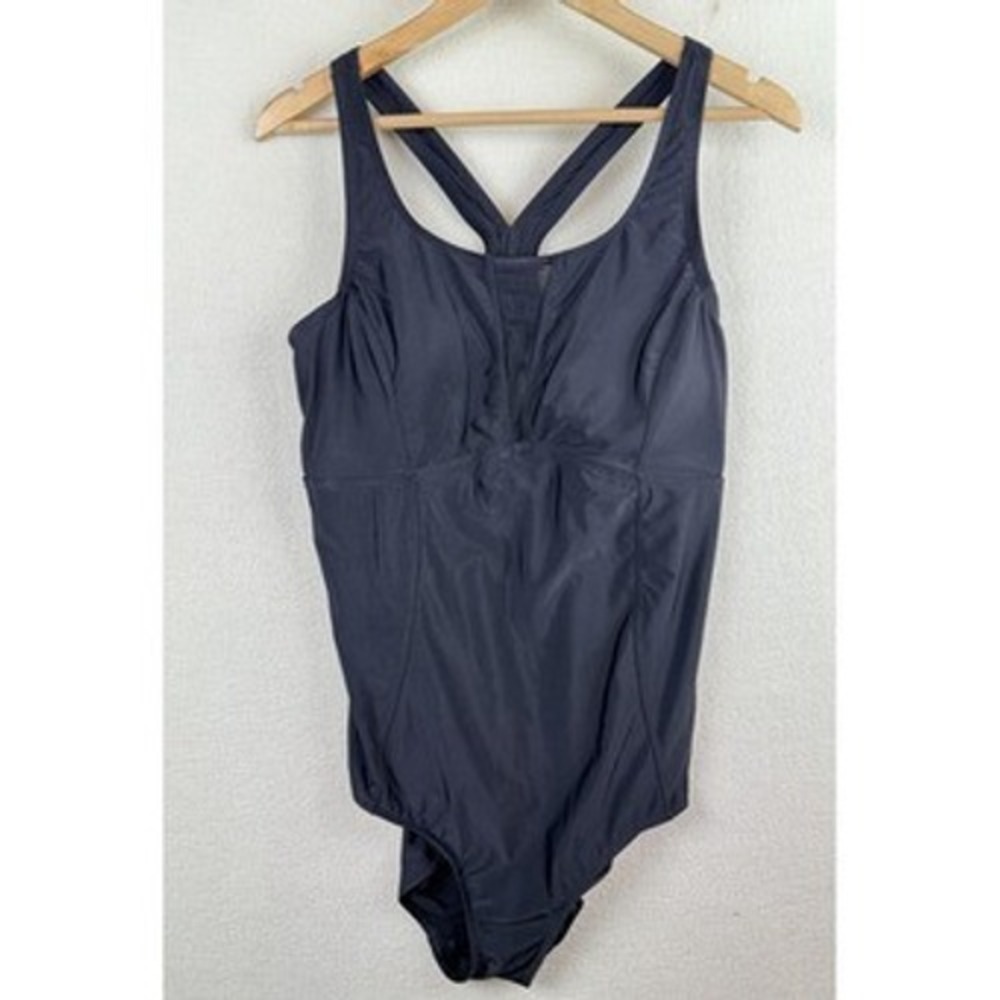 Torrid Swimsuit Womens 2 Black One Piece Crossback Athletic Lined Built In Bra